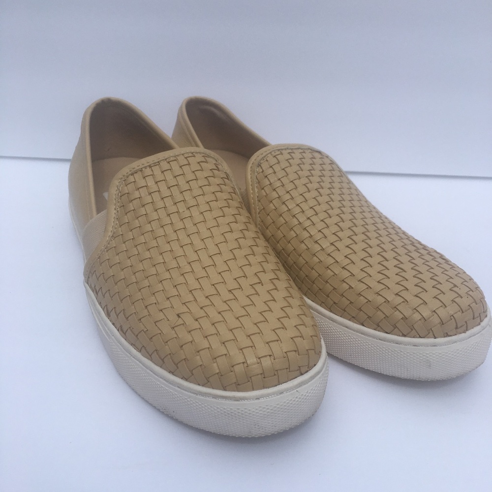 J/SLIDES NY Woven nubuck leather SIZE 8 WOMANS new